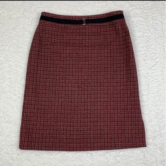 Harold's Dresses & Skirts - VTG Harolds 4 Wool Houndstooth Plaid Red Black Velvet Belted Skirt Academia USA